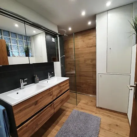 Chickenhill Blackforest, Grosse Im Schwarzwald Apartment