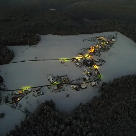 Chickenhill Blackforest, Grosse Im Schwarzwald Apartment *